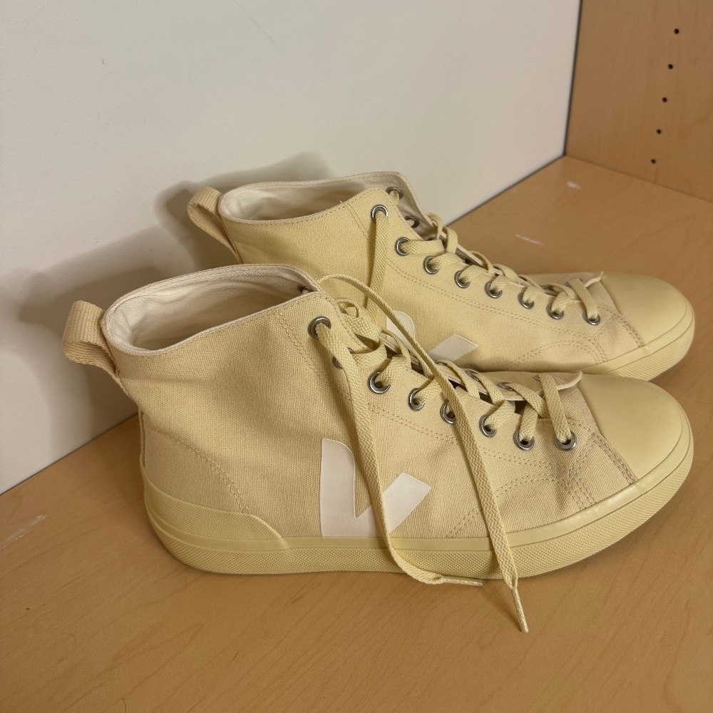 FLAWLESS Veja Wata II Canvas Sneakers Cream Men's 12
